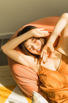 鞠婧祎哭着说不能深入了的视频